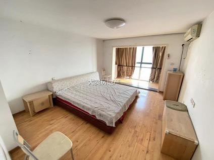 南京城市绿洲花园4室2厅83平高楼层/共7层