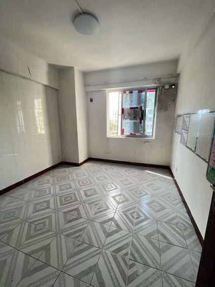 北京欣安花园2室2厅99.52平低楼层/共19层