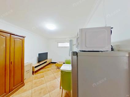 北京柏林寺小区2室1厅60.78平低楼层/共16层