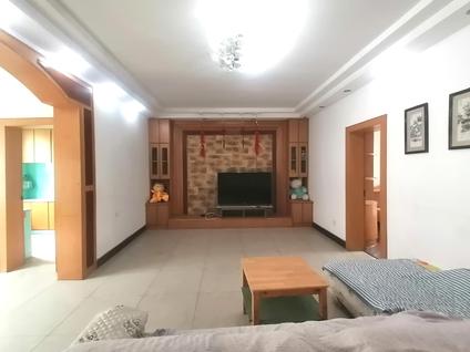 北京宇济城中城3室2厅126平高楼层/共7层