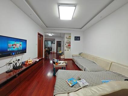 北京蜀冈怡庭3室2厅110平中楼层/共11层