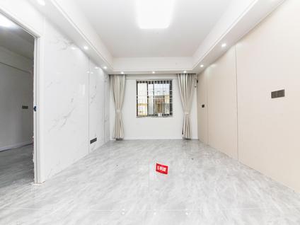 北京器材大厦3室2厅96.66平中楼层/共7层