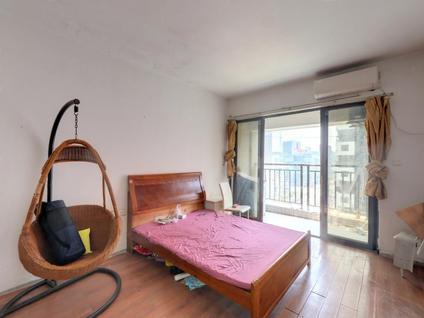 北京嘉年华国际公寓1室1厅43平高楼层/共29层