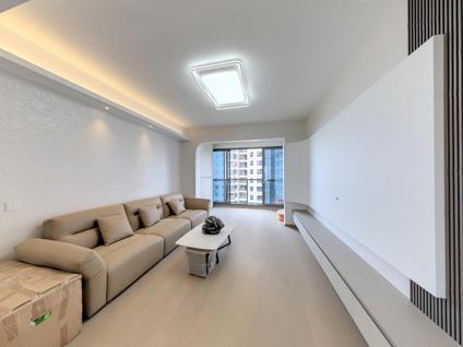 株洲晋合湘水湾(七期)4室2厅138平中楼层/共31层