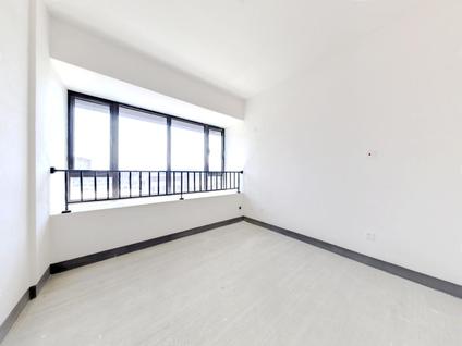 北京金雁铭座3室1厅108平中楼层/共31层