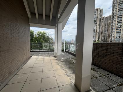 桂林麒麟湾7室2厅305平低楼层/共1层
