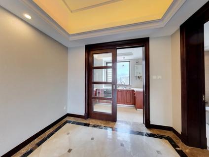 北京远洋风景3室2厅138.78平中楼层/共26层