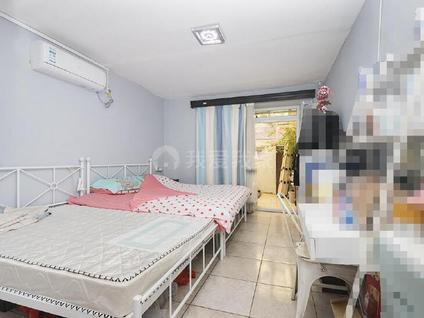 北京航空胡同3室1厅73.3平低楼层/共6层