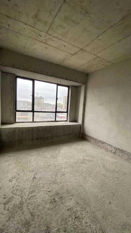 北京依云山居3室2厅113平中楼层/共17层