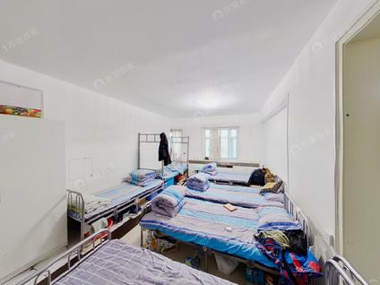 北京迈豪时代3室2厅219.12平中楼层/共7层