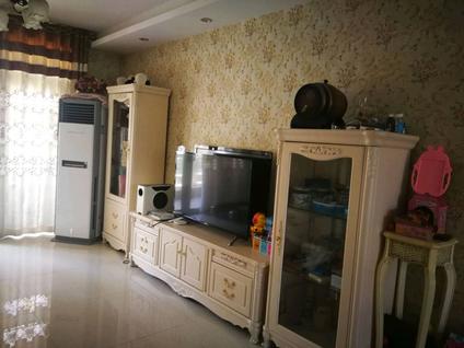 北京金钻广场小区3室2厅146平低楼层/共19层