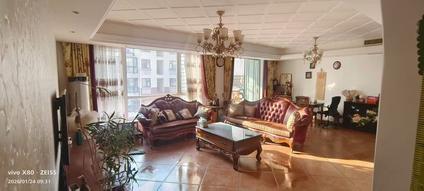 北京凤凰太阳城4室2厅136平中楼层/共5层