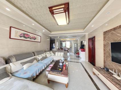 北京金河湾3室2厅134.6平低楼层/共17层