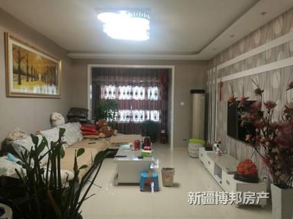 北京万泰碧水园3室2厅123平中楼层/共18层
