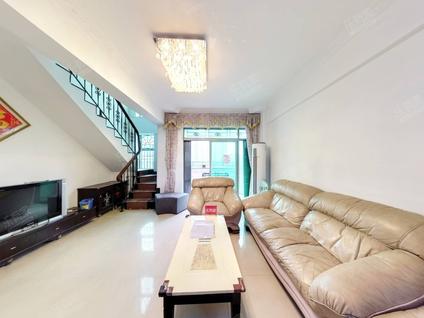 中山清溪花园3室2厅131.65平高楼层/共5层