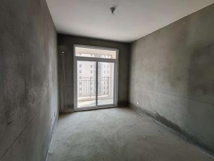 北京中通·拂晓新城3室1厅118平高楼层/共30层