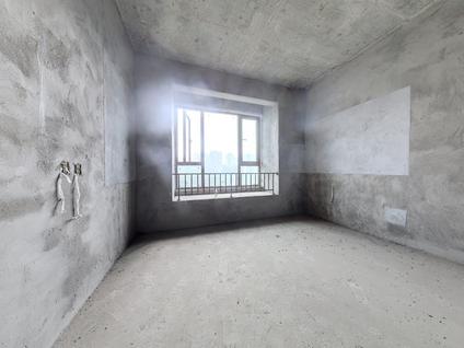 眉山领地凯旋国际公馆5室2厅178平高楼层/共6层