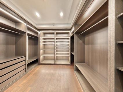 北京太原万科翡翠公园3室1厅160.54平低楼层/共33层