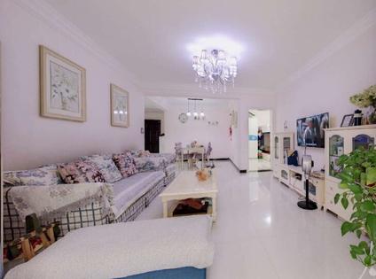 北京藏龙福地2室2厅102平低楼层/共33层