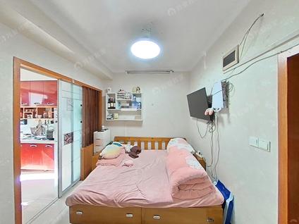 南京时花公寓1室1厅37平低楼层/共6层