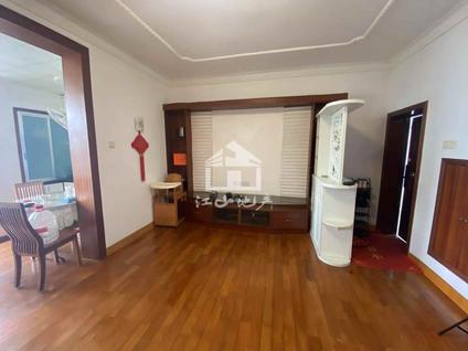 北京第三强制戒毒所住宅3室2厅89平高楼层/共7层