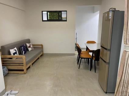 海口八顺大厦1室0厅54.62平低楼层/共27层