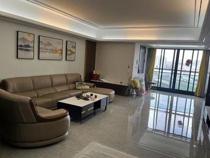 汕头尚景康园4室2厅163平高楼层/共21层