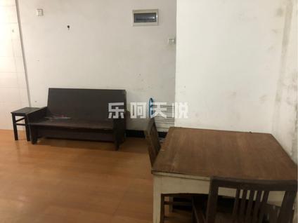 南平横街4室1厅55.94平低楼层/共6层
