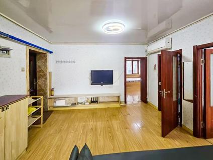 北京革新街2室1厅62.65平低楼层/共7层