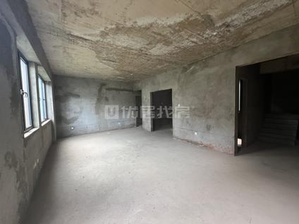 北京大理十畝南麓4室2厅154平中楼层/共6层