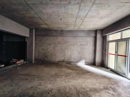 北京涵东街道苍然社区3室2厅126.39平低楼层/共7层