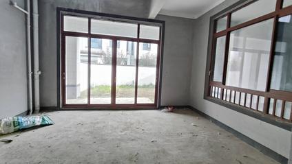 宿州宿州院子(南区别墅）5室3厅209平低楼层/共3层