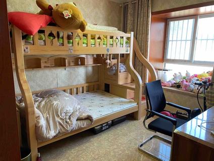 北京瑞豪花园3室2厅126平中楼层/共16层