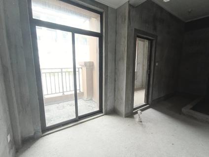 漳州融信西西里3室2厅139平低楼层/共3层