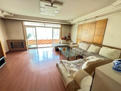 北京惠安小区3室2厅129平中楼层/共15层