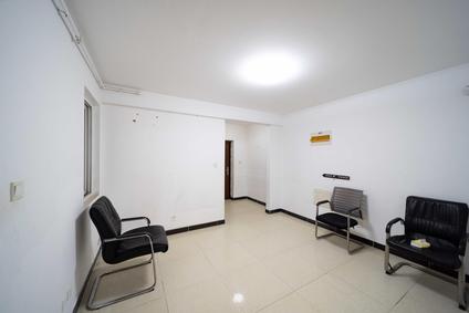 北京凤悦北园2室1厅66平低楼层/共32层