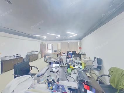 北京欧陆经典(凯旋城)1室1厅72.66平高楼层/共18层