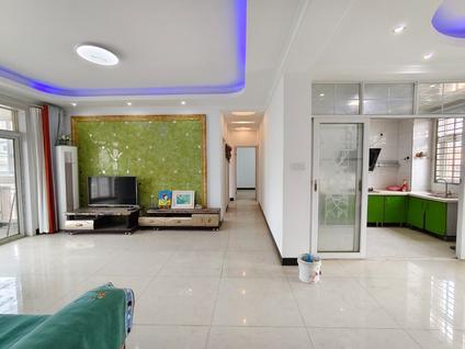 北京玉龙国际花园3室2厅122平高楼层/共11层