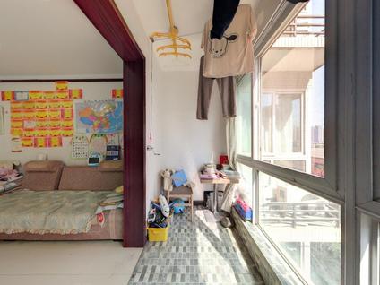 北京万华园琳苑小区2室2厅91.74平低楼层/共18层