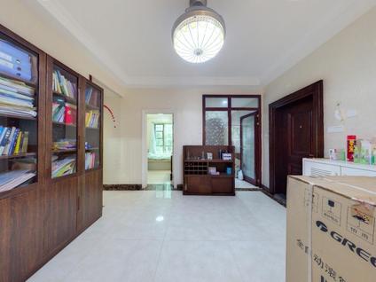 北京山水华庭4室2厅131.2平中楼层/共11层