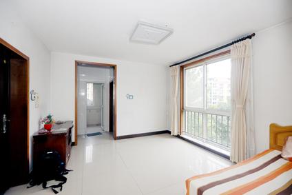 北京盛仓新苑(橙圃园)1室1厅61.32平中楼层/共6层