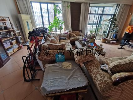 泰安澳泰山庄5室3厅201平高楼层/共3层