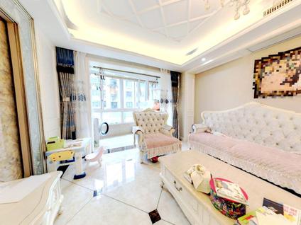 南京江南名府3室2厅114.34平中楼层/共6层