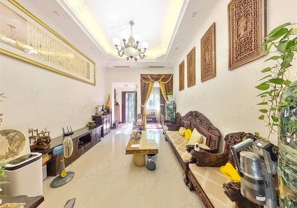 广州锦绣香江(紫藤园)4室2厅198.57平低楼层/共3层