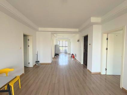 北京怡景佳园(溧水)3室2厅125.04平高楼层/共18层