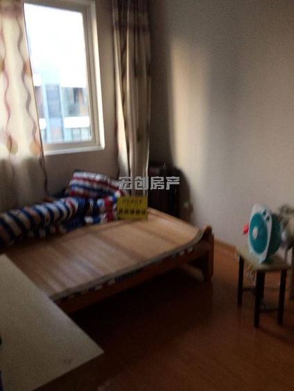 北京冠城大通蓝郡(一期)3室2厅108平高楼层/共11层