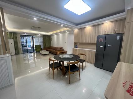 北京第一城3室2厅143平低楼层/共32层