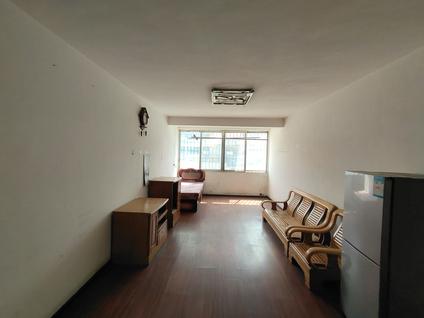 北京海滨花园(东岳东路)2室1厅89.7平低楼层/共6层