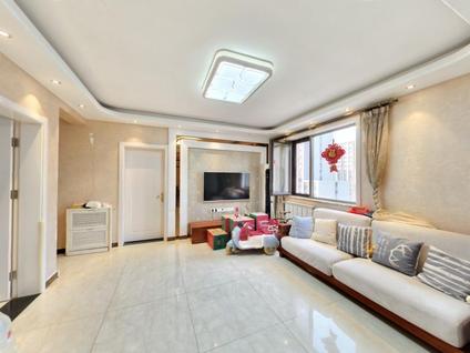 北京云龙华府(二期)3室1厅106.81平高楼层/共18层