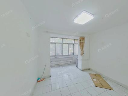 北京角门东里3室1厅67.94平低楼层/共6层